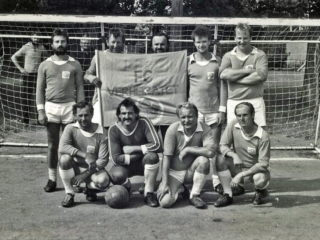 FC verheiratet Adler J., Hassan, Mathes, Detlef, R&uuml;diger, Nicolaus, Diddi, Sakel, Achim