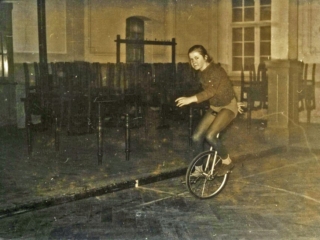 Einradfahrerin, Irene Hoberg?